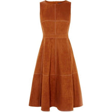 Cargar imagen en el visor de la galería, Limpieza Falda o Vestido de Gamuza | Lavandería a Domicilio