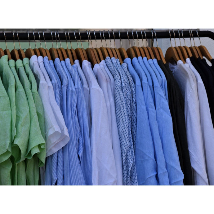 6 expertos de Mr Laundry nos comparten sus trucos para eliminar las arrugas de tu ropa (sin plancha, obvio)