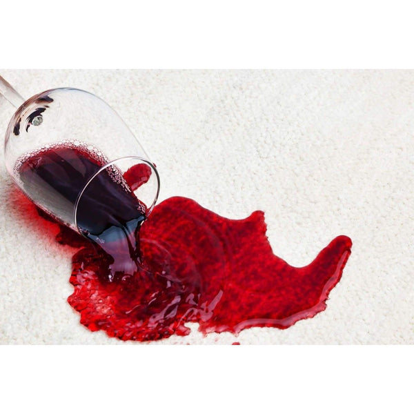De la Chela al Vino tinto: los mejores trucos para eliminar las manchas de alcohol